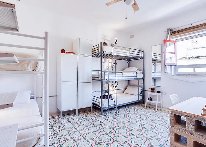 Granny\'S Inn Hostel