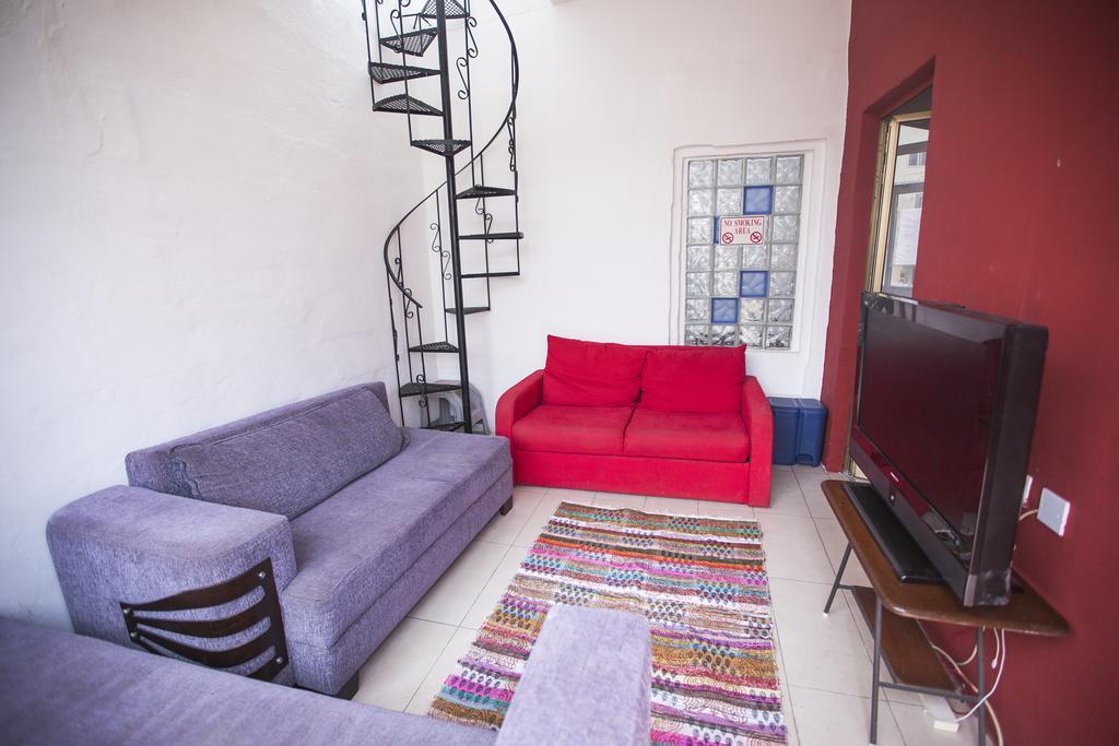 Granny's Albergue