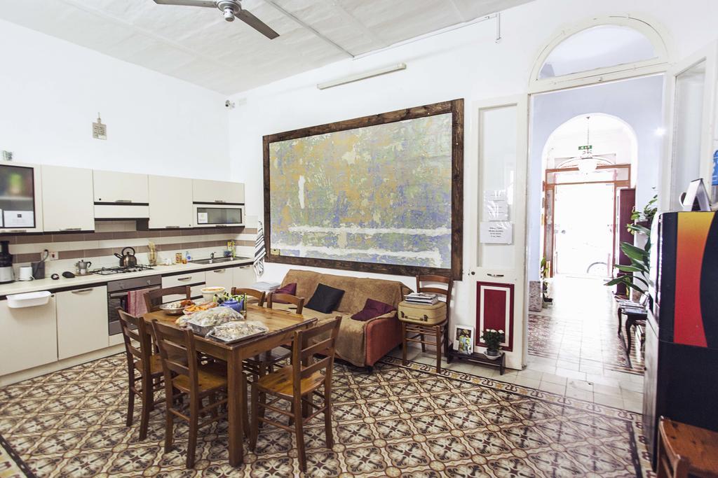 Granny's Albergue